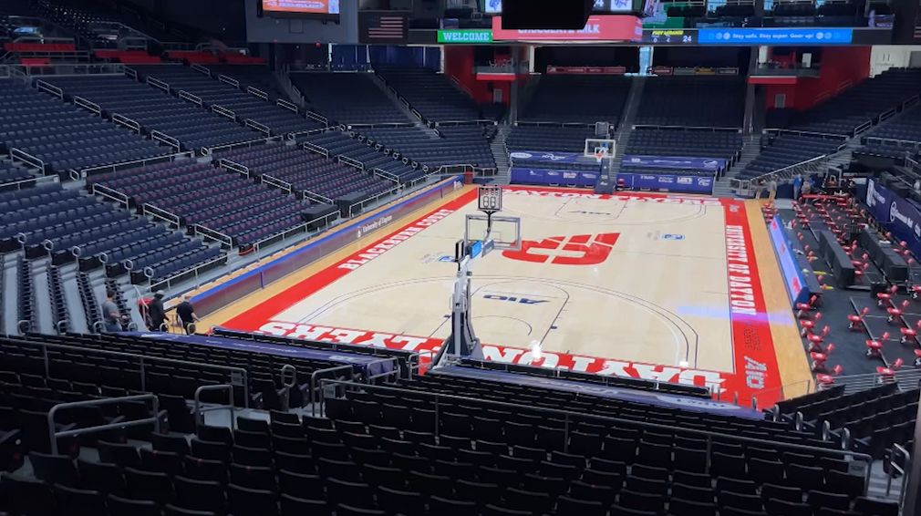 Ud arena seating brokeasshome