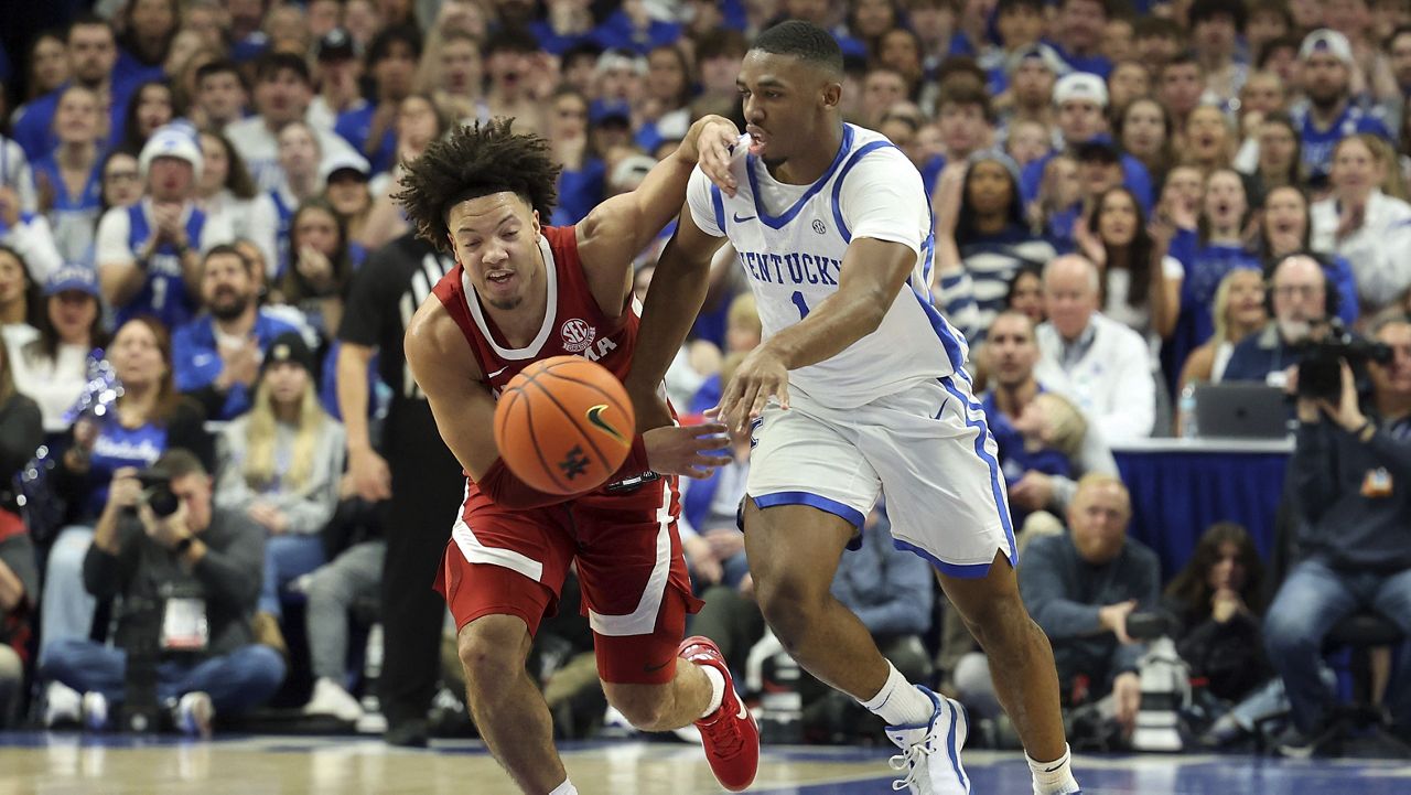 No. 4 Alabama tops No. 8 Kentucky 102-97