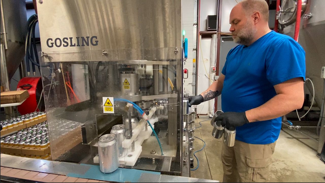 Wisconsin breweries make beer to help Ukraine - Vimarsana News