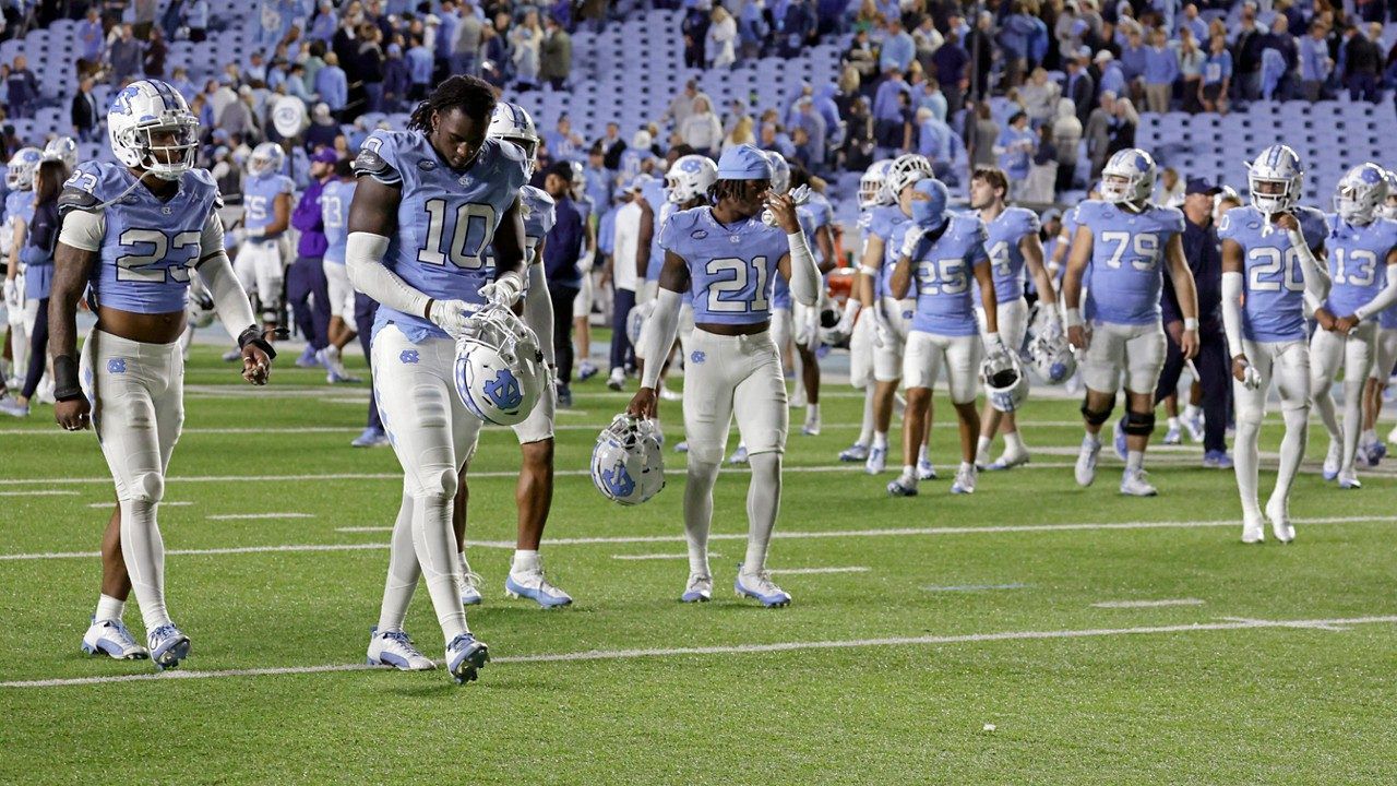 Virginia stuns No. 10 North Carolina 31-27