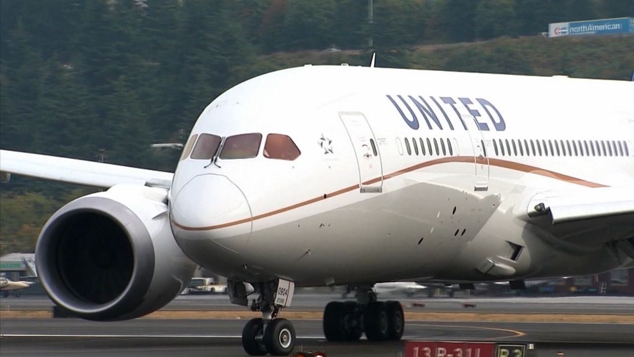 Cuánto cuesta agregar equipaje en United Airlines? en Consejos de Viaje