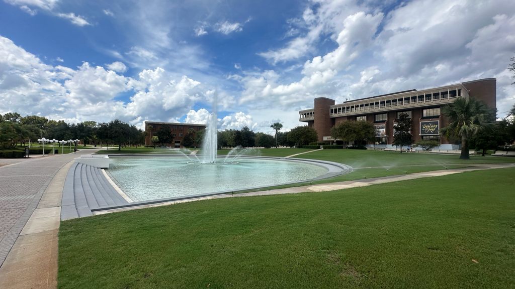 Undocumented students barred from enrollment at Florida public universities