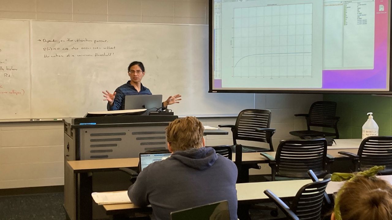Raúl Ordóñez is teaching a new University of Dayton course focused on addressing homelessness. (Photo courtesy of University of Dayton)