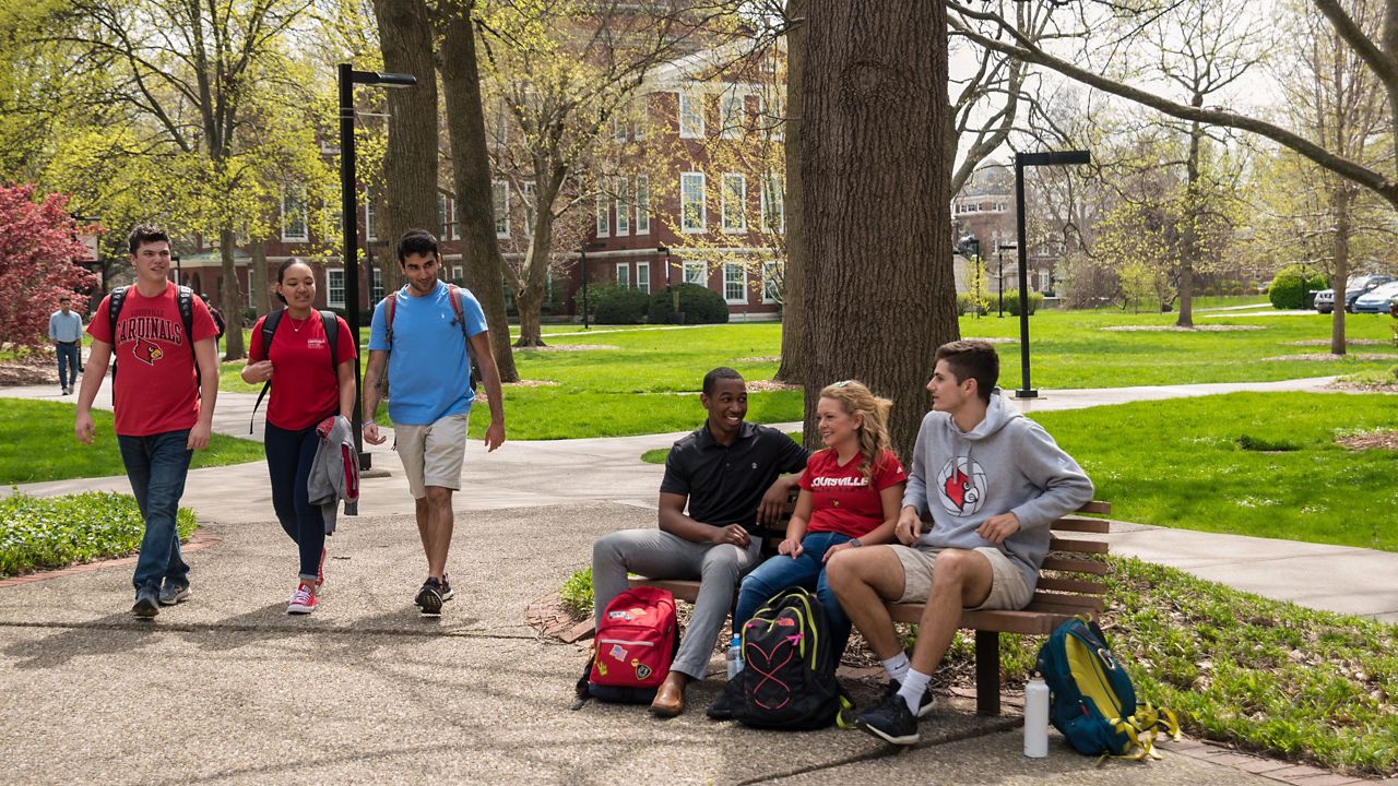 University of Louisville celebrates largest-ever incoming first-year class, record-high retention rate