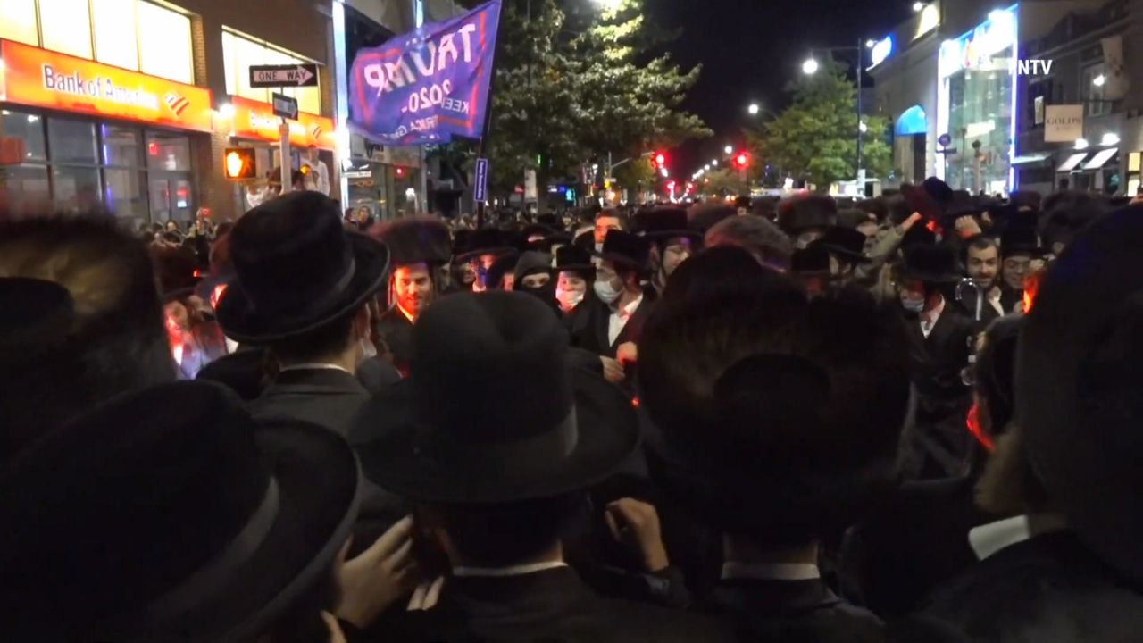 Cuomo. Protestas.