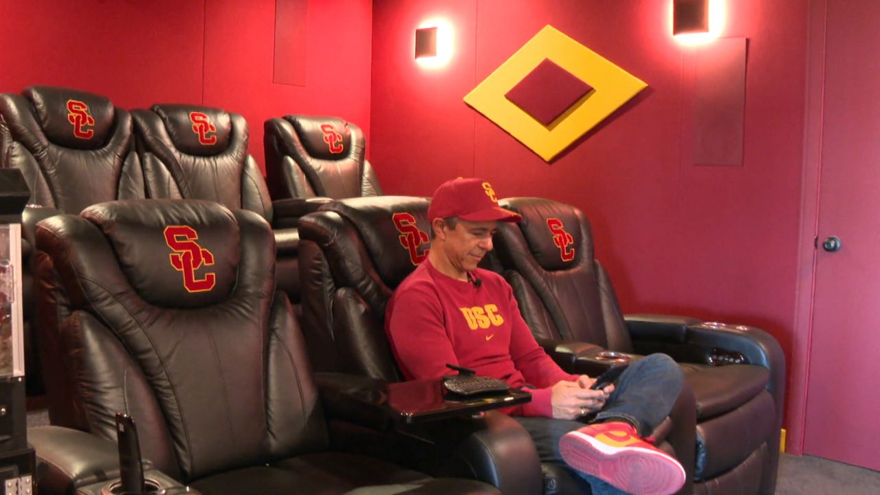 Longtime USC fan reflects on crosstown rivalry