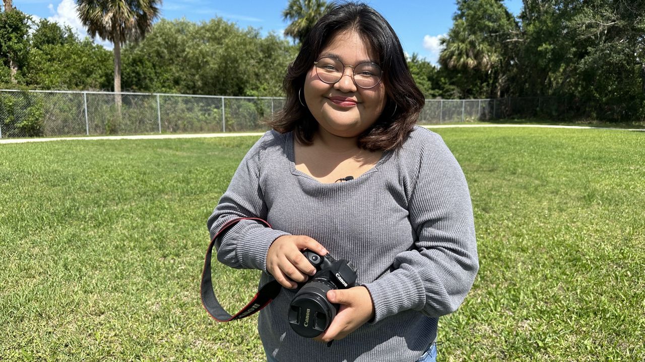 Crystal Vazquez shares how scholarship is allowing her to pursue passion project. (Spectrum News/Lizbeth Gutierrez)