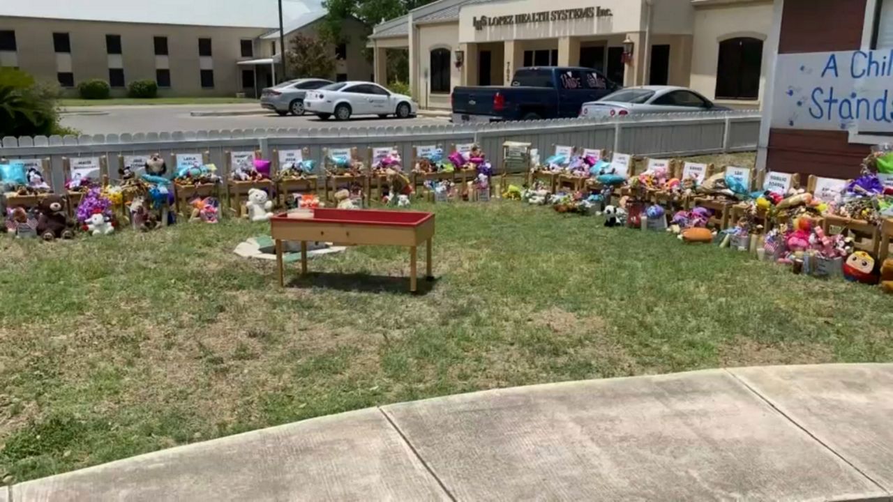 File image of a memorial for Robb Elementary shooting victims in Uvalde. (Spectrum News 1)