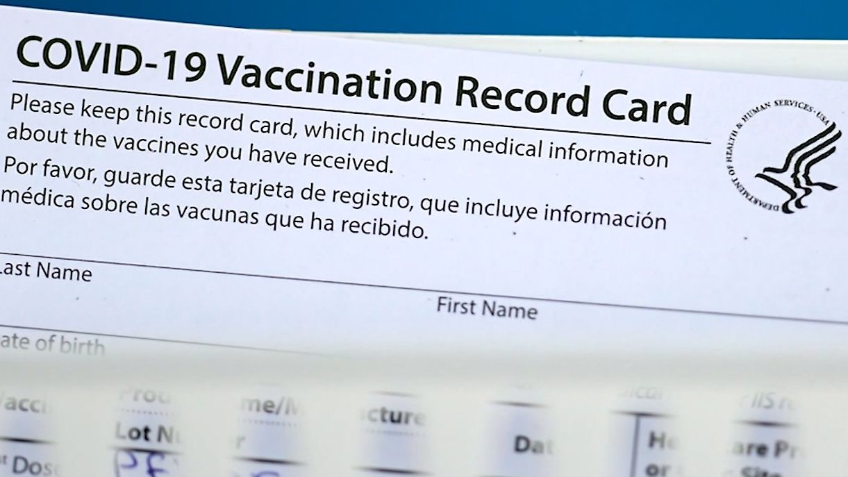 One constitutional law expert says that businesses, venues and government entities are in compliance with Florida's ban on vaccine passports if they offer a testing option in lieu of proof a person has been vaccinated. (File Photo)