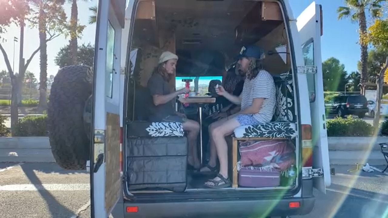 This girl lives RENT FREE in San Diego?? Watch to find out more 🙌🏻 #, Vanlife