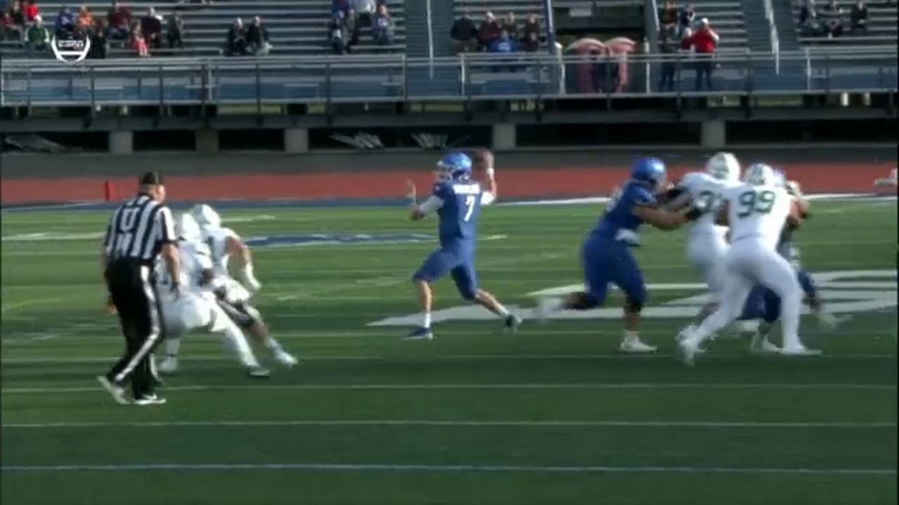 UB Football Aims for All-Around Attack Next Year