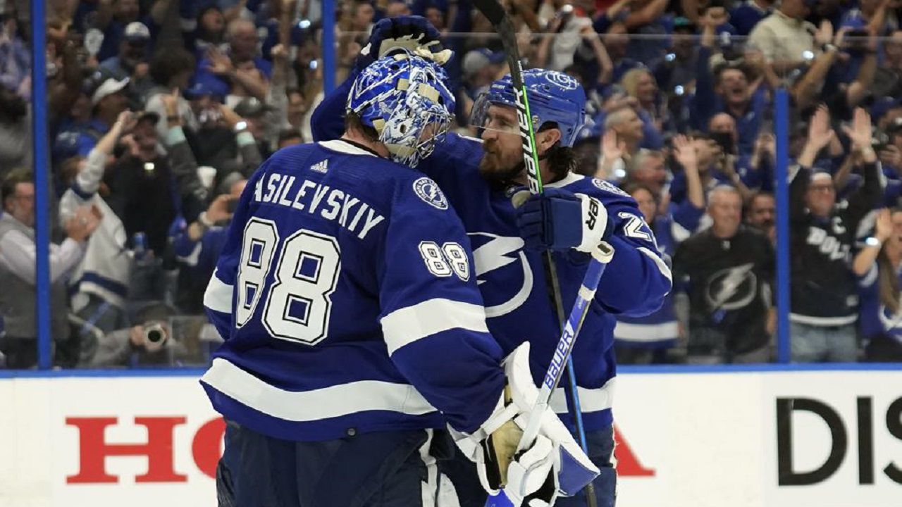 Tampa Bay Lightning sweep Florida Panthers Game 4 