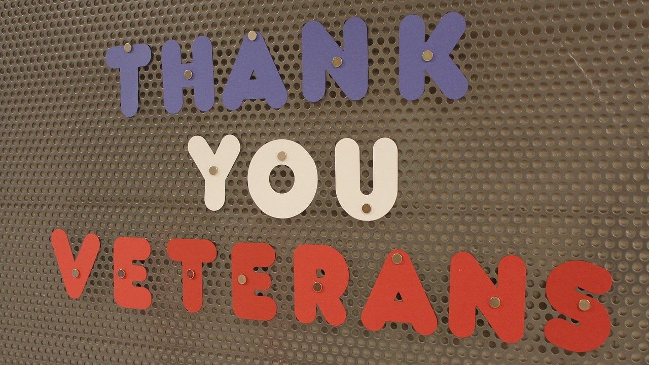 Veterans Day Deals Austin 2023 - 120+ Restaurants, Retail Stores