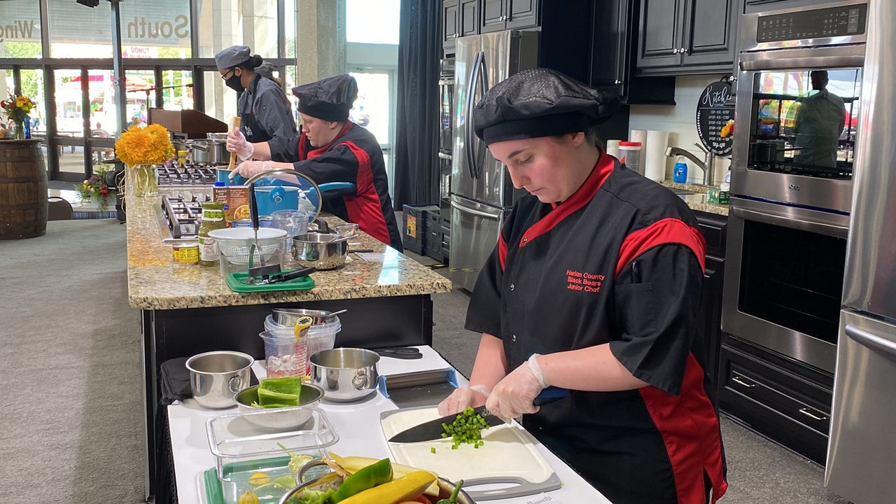 Junior chef teams compete using local produce in fair competition