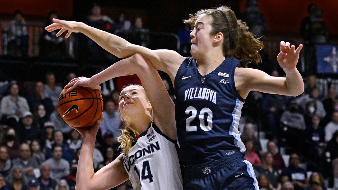 Siegrist lifts Villanova to home court edge in March Madness