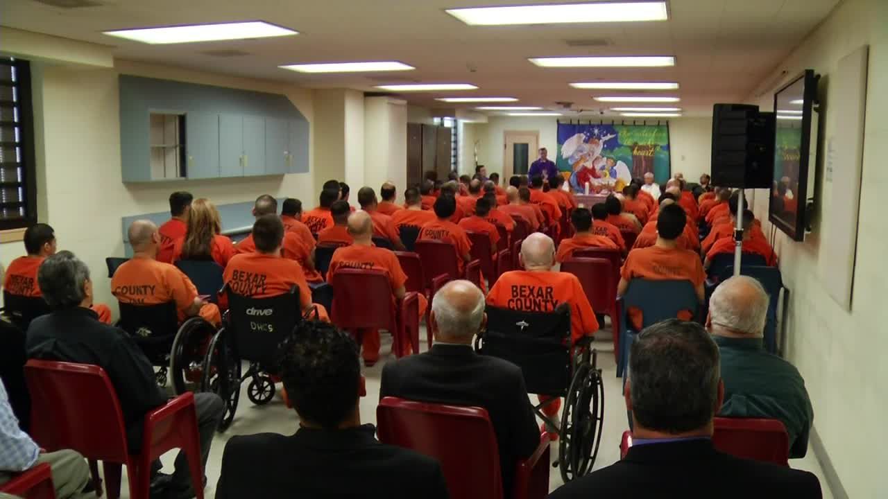 Bexar County Adult Detention Holds Mass for Inmates