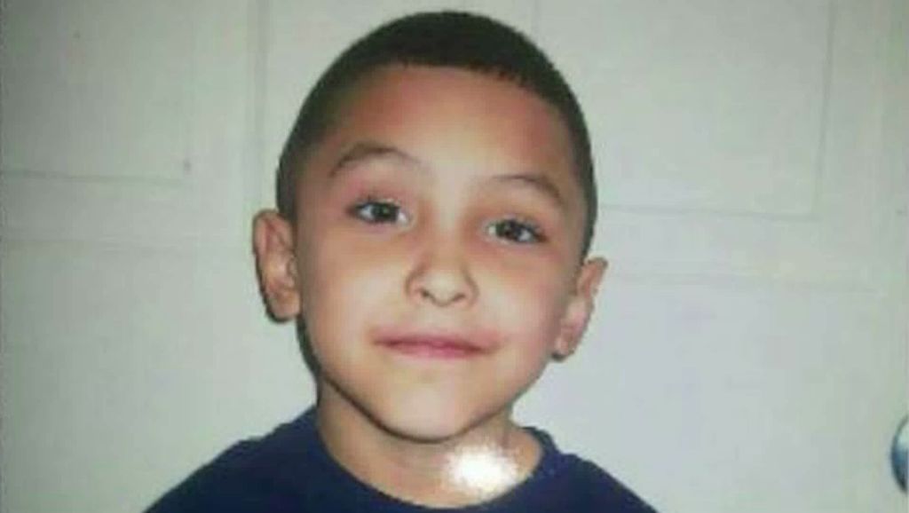 Social Workers Accused Of Ignoring Abuse Before Palmdale Boy S Death Stand Trial