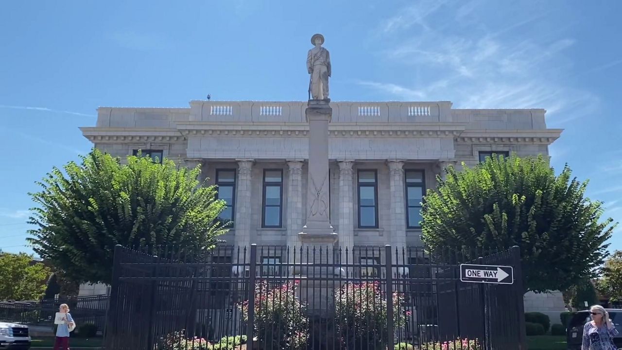 Confederate statue in the city of Graham.