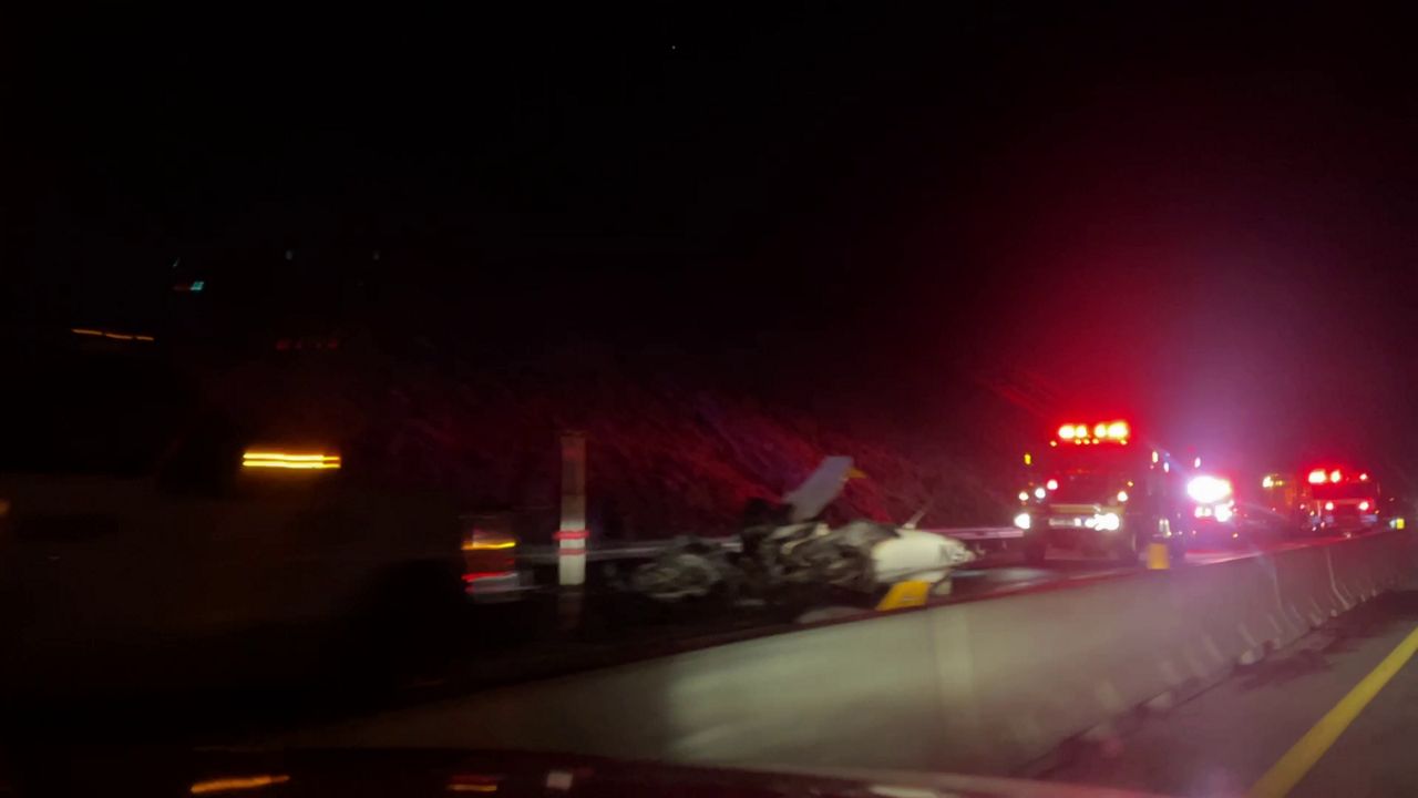 Small plane crashes on I26 south of Asheville