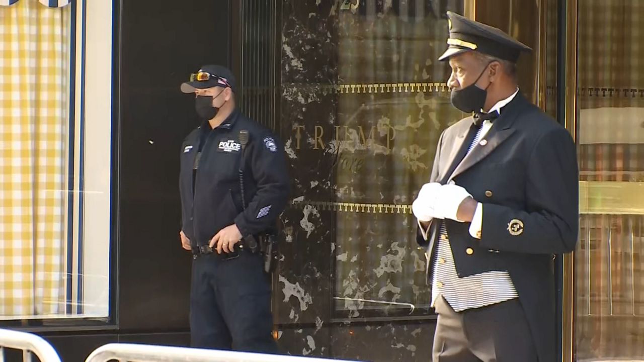 Increase security in front of Trump Tower on Fifth Avenue