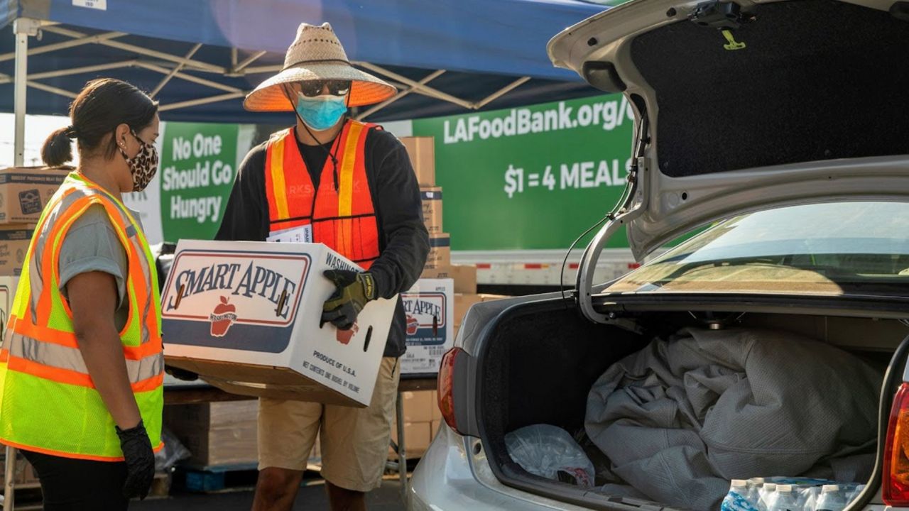 (Photo courtesy of LA Regional Food Bank)