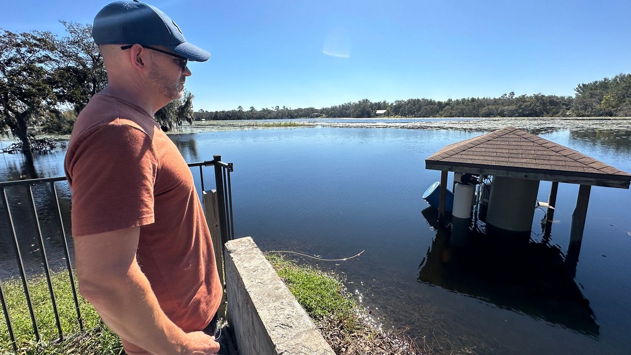 Volusia residents deal with flooding around Miller Lake