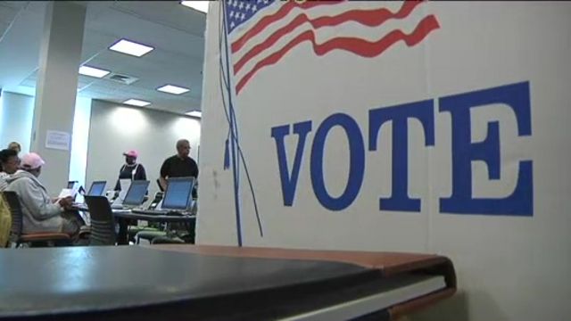 A voting sign at the polls