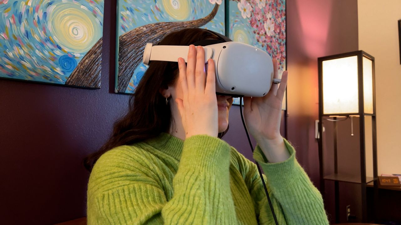 Virtual reality game helps youth deal with emotions