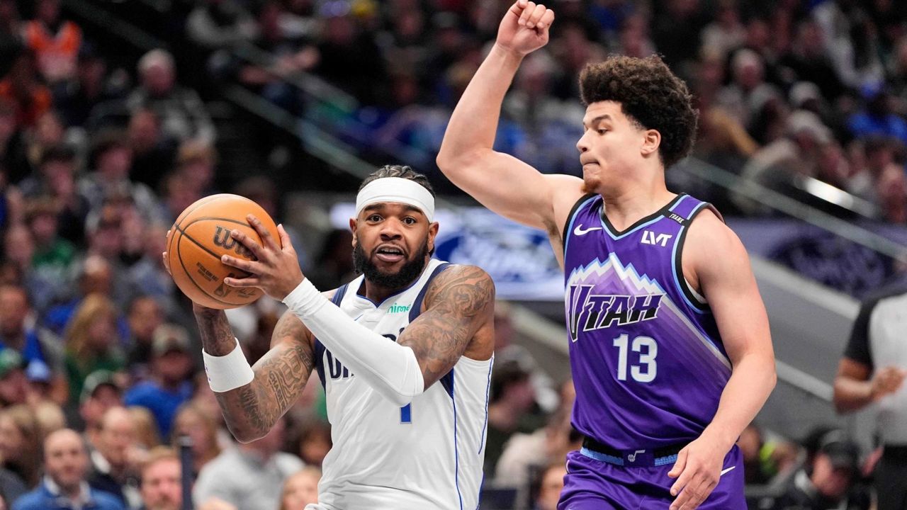 Jazz sending ex-Gator, Knight stars to Grizzlies in blockbuster trade for All-Star