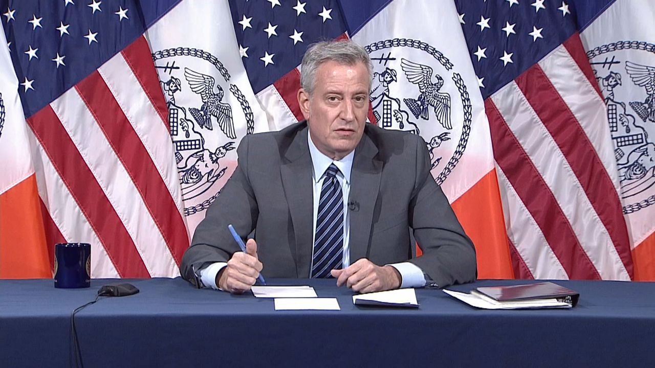 Mayor Bill de Blasio parks limits social distancing NYPD enforcement coronavirus