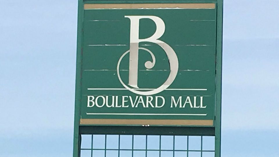 Boulevard Mall 