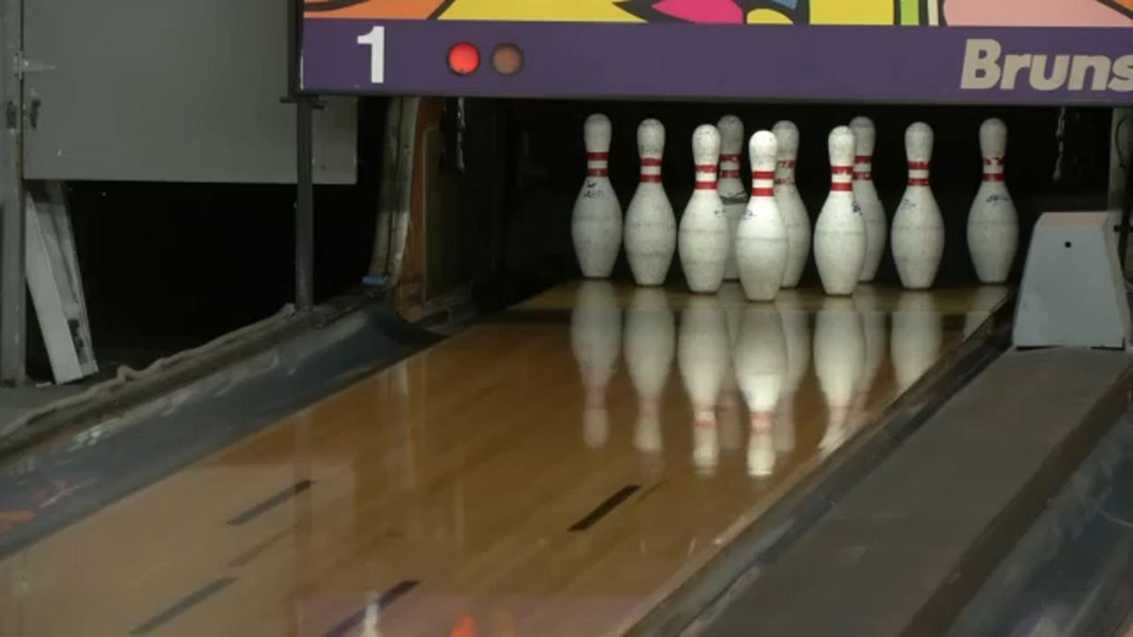 Buffalo Bowling Alley Adjusts to Yellow Zone Guidelines