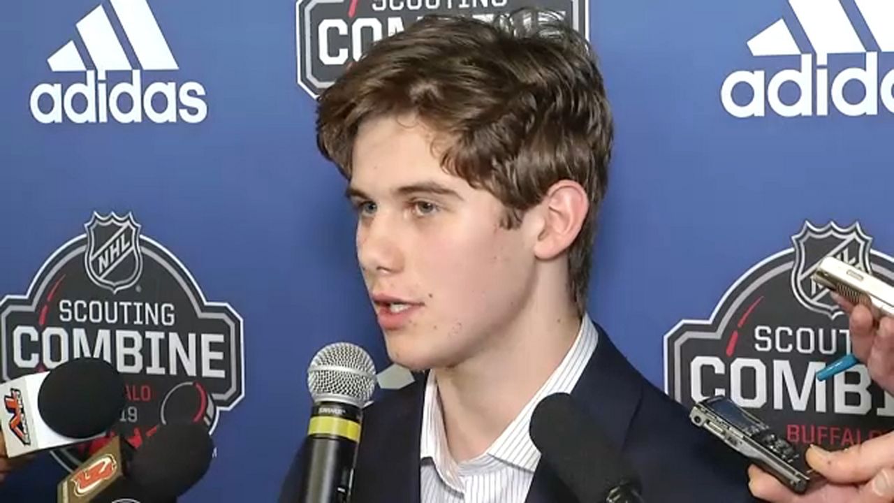 The rise of Trevor Zegras. From Jack Hughes shadow, to a top 5 NHL Draft  prospect – Charlie's Hockey Scouting Report