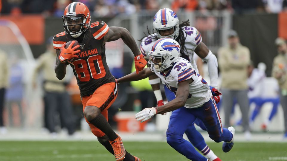 Cleveland Browns top Buffalo Bills 19-16