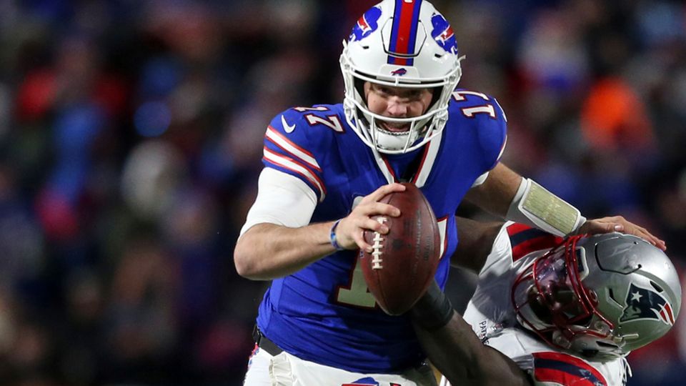 Wind at Bills-Patriots Monday Night Football has the ball going