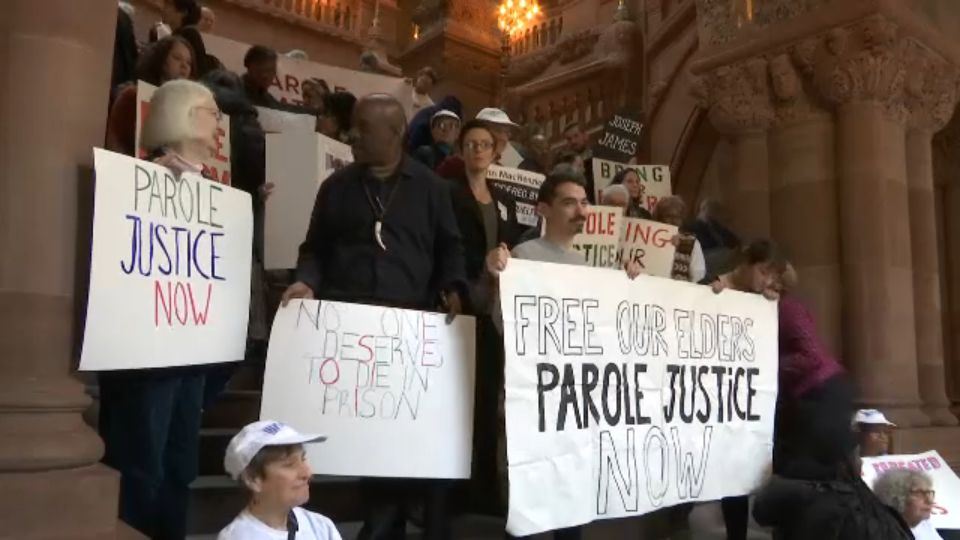 NY corrections 8,000 people on parole being released