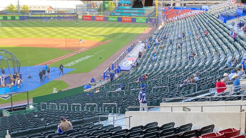 Fans return to Sahlen Field to see Blue Jays Tuesday