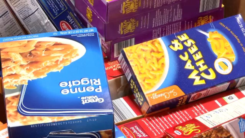 Nyc Food Bank Struggles To Meet Demand