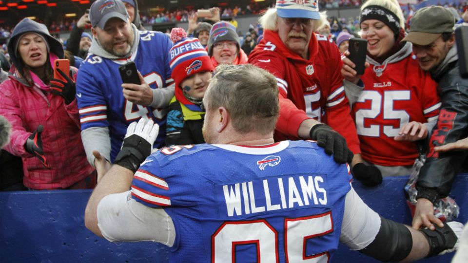 Bills Beat Dolphins in Kyle Williams' Final Game