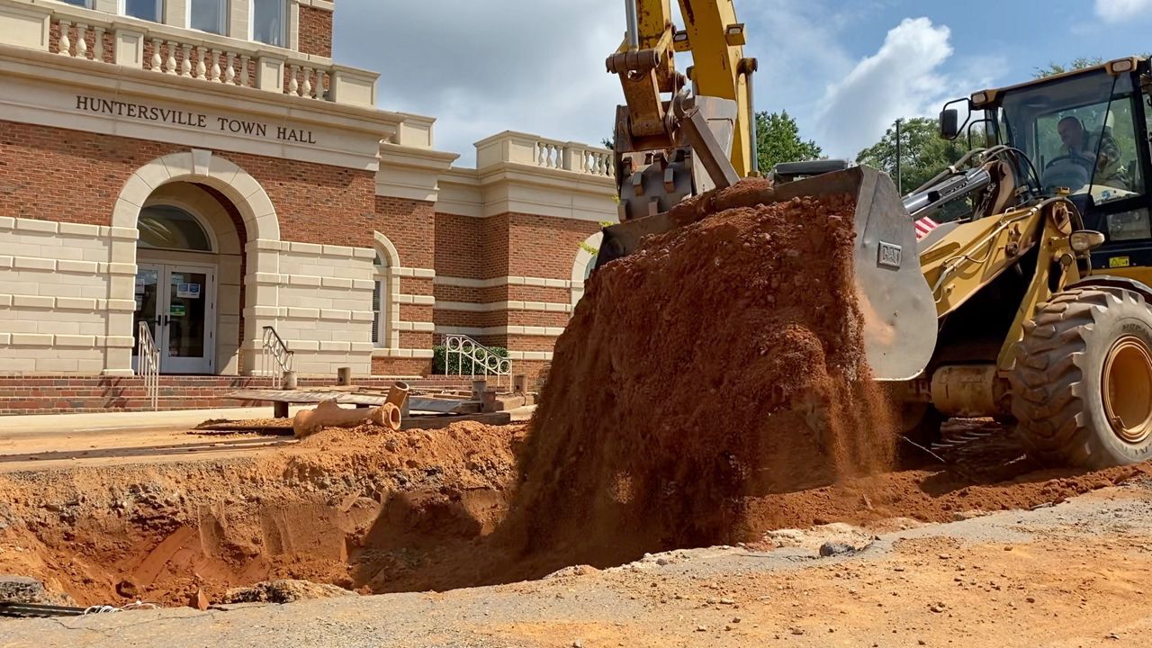 HUNTERSVILLE CONSTRUCTION 