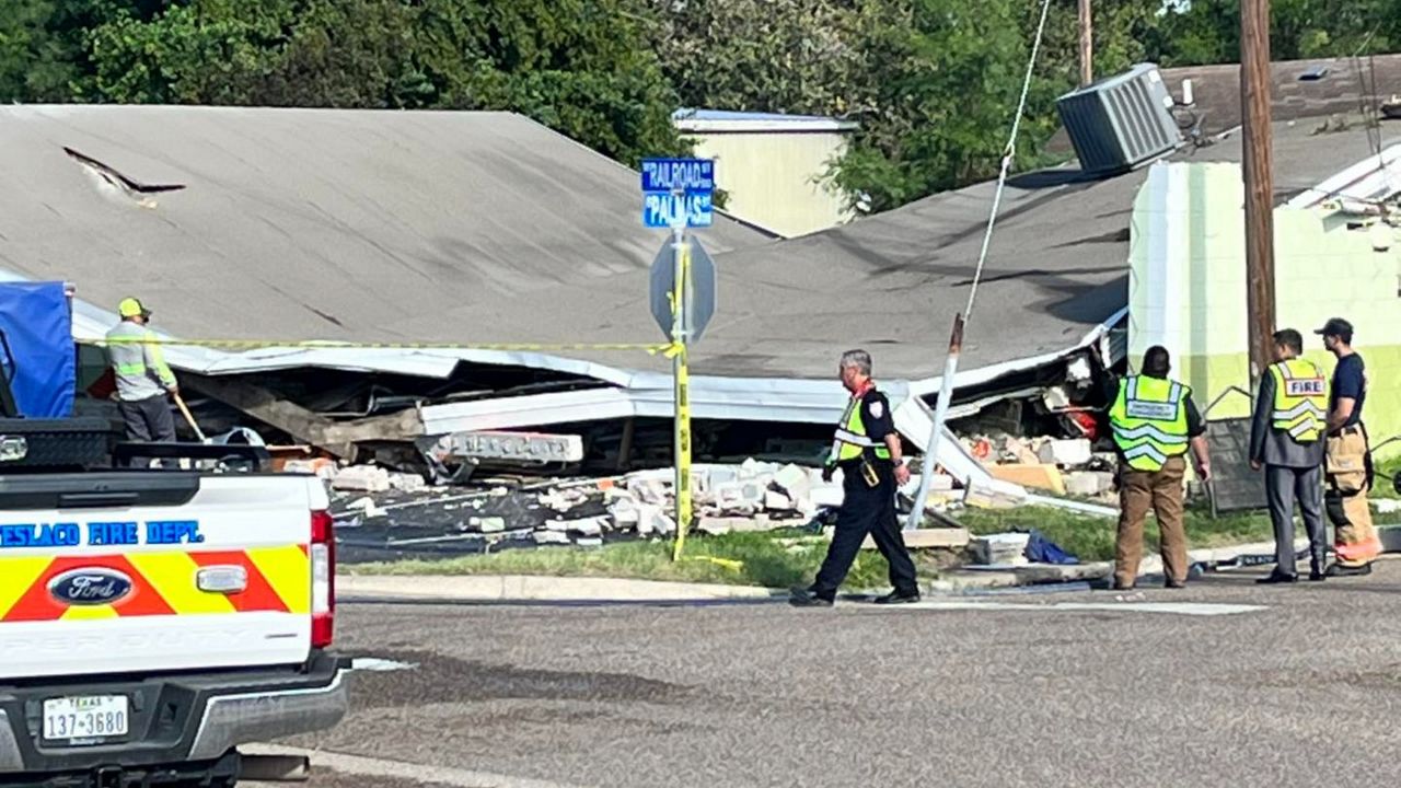 The El Rinkon Natural y Mas restaurant in Weslaco, Texas, is collapsed following a probable explosion in this image from Oct. 3, 2022. (Weslaco Fire Dept./Facebook)