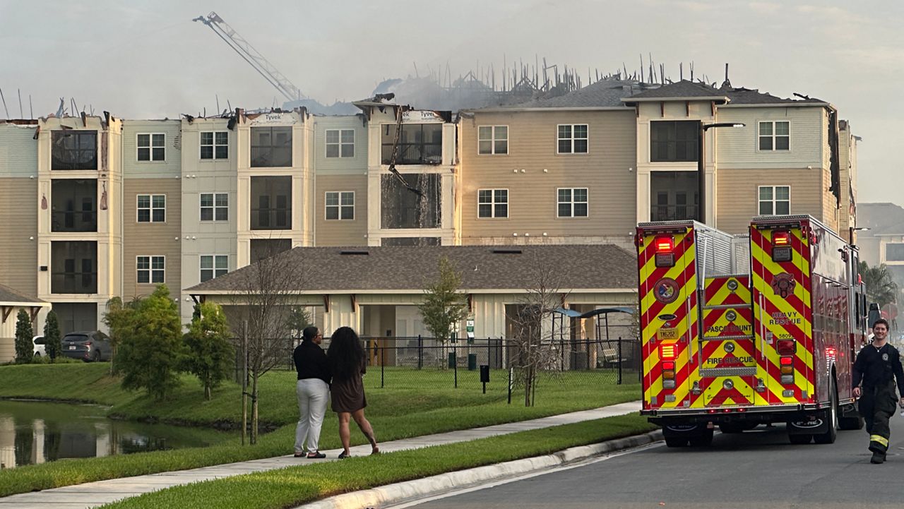 Around 400 displaced after apartment fire in Wesley Chapel