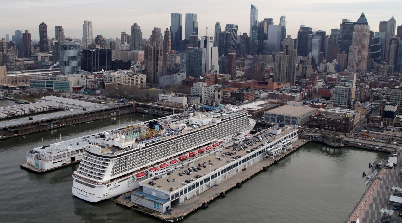 Cruise ships expected to return to NYC next month