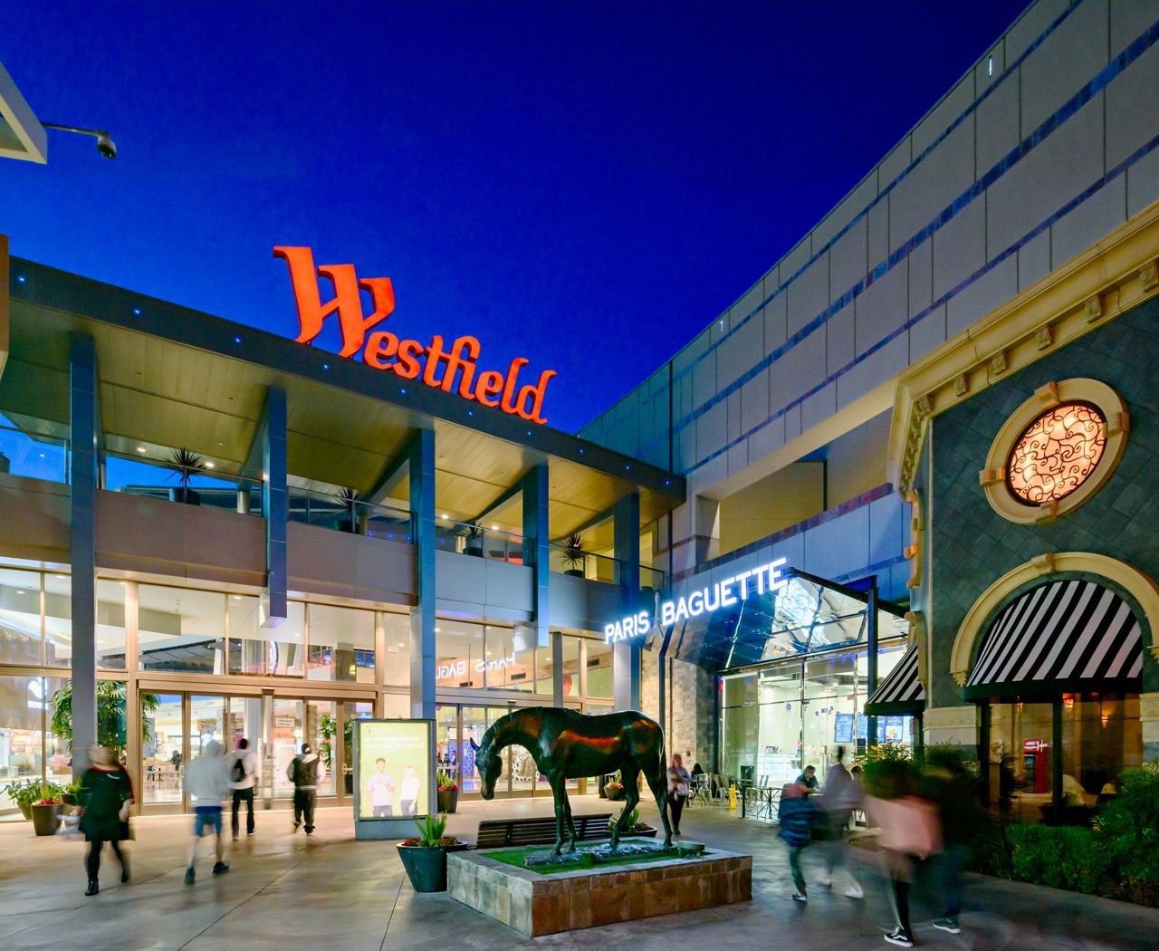 Westfield Topanga Mall's big food hall is open for business