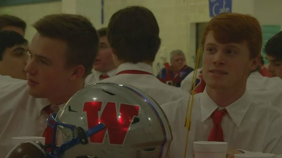 Westlake High Football Holds Banquet As Alumni Qbs Face Off