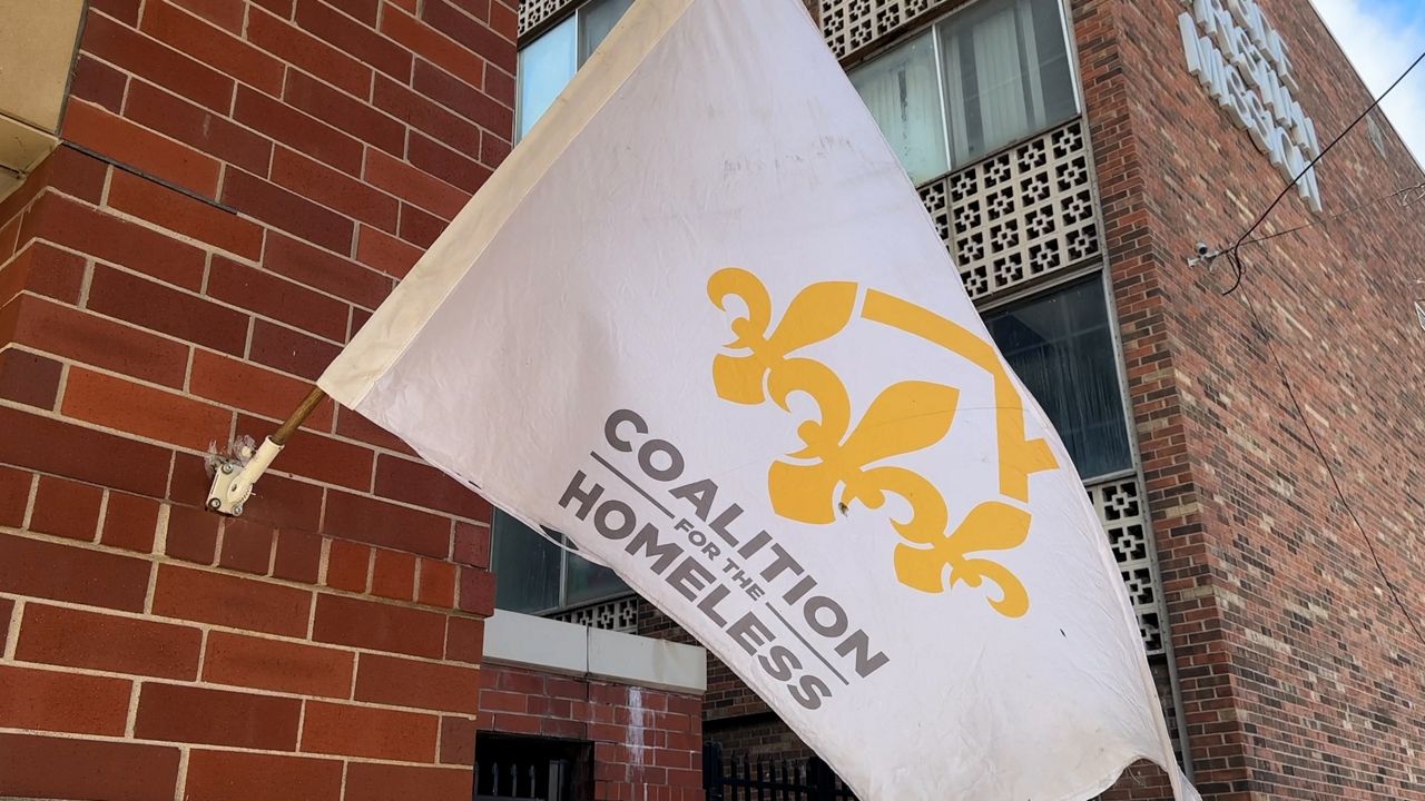 Cold weather sends many to Louisville Shelter