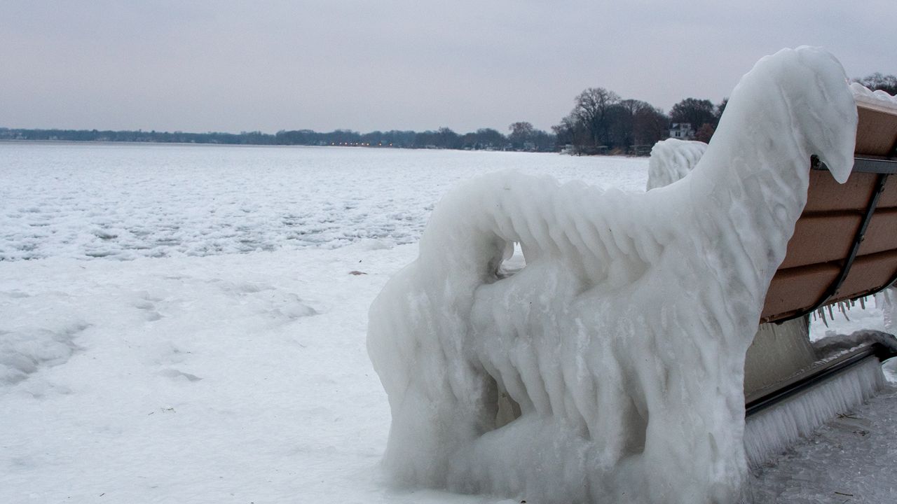 Arctic blast brings brutally cold conditions early this week