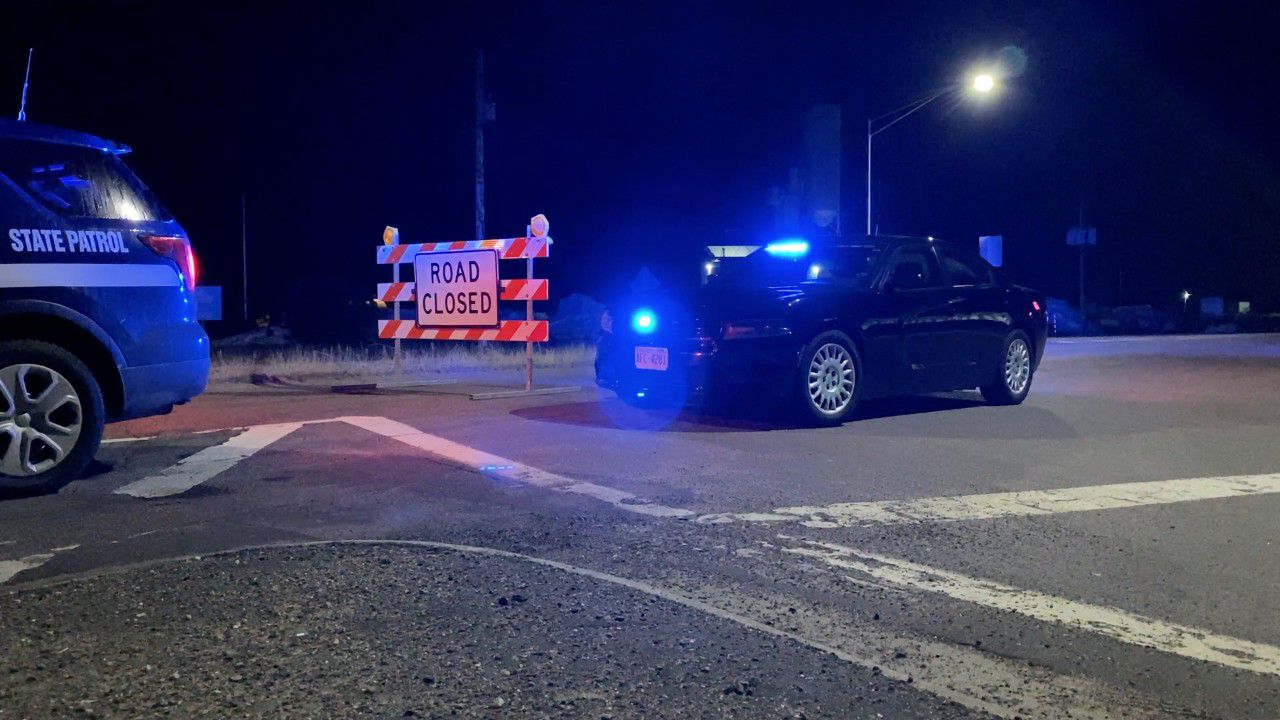 Wisconsin State Patrol blocks the intersection of Hwy. 8 and County Rd. SS just outside of Cameron, Wis. (Spectrum News 1/Anthony DaBruzzi)