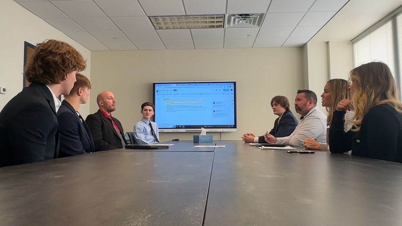 Janesville Business Hub gives students experiences