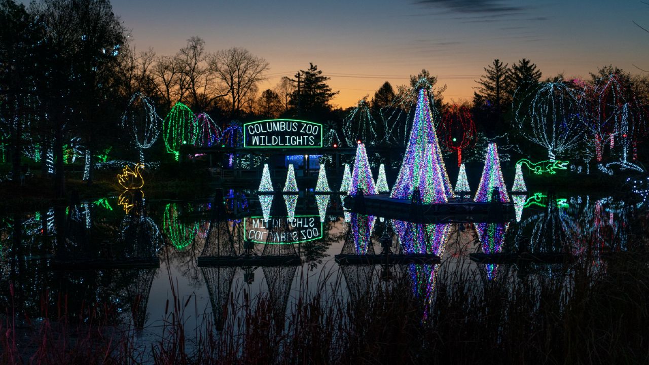 Columbus Zoo Christmas Lights 2021